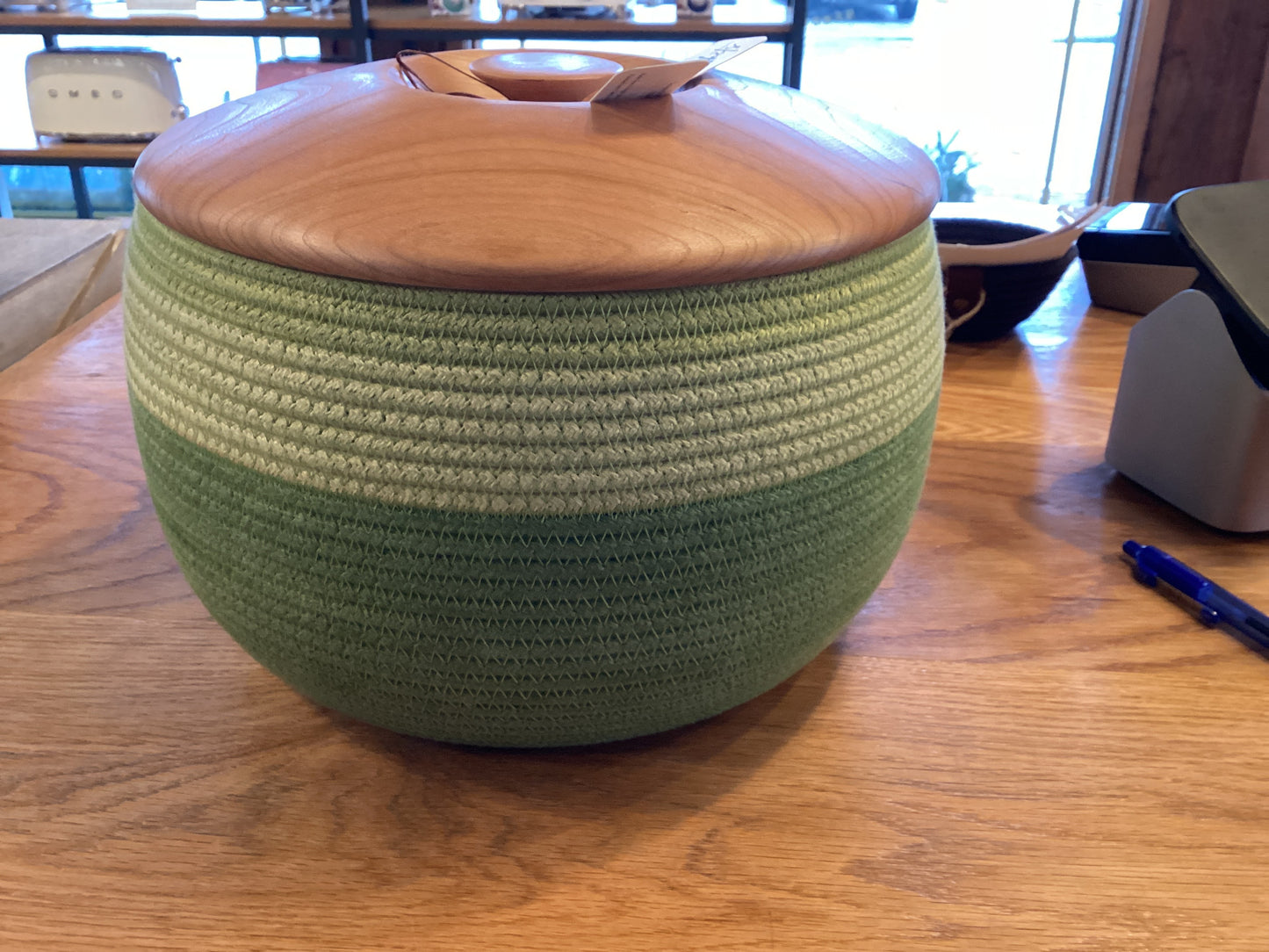 Rondo Rope Basket w/ Wooden Lid
