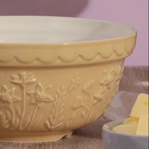 In The Meadow Mixing Bowls