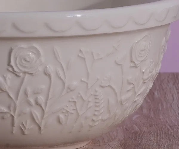 In The Meadow Mixing Bowls