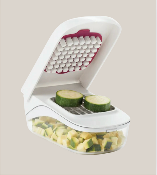 Vegetable Chopper with Easy-Pour Opening